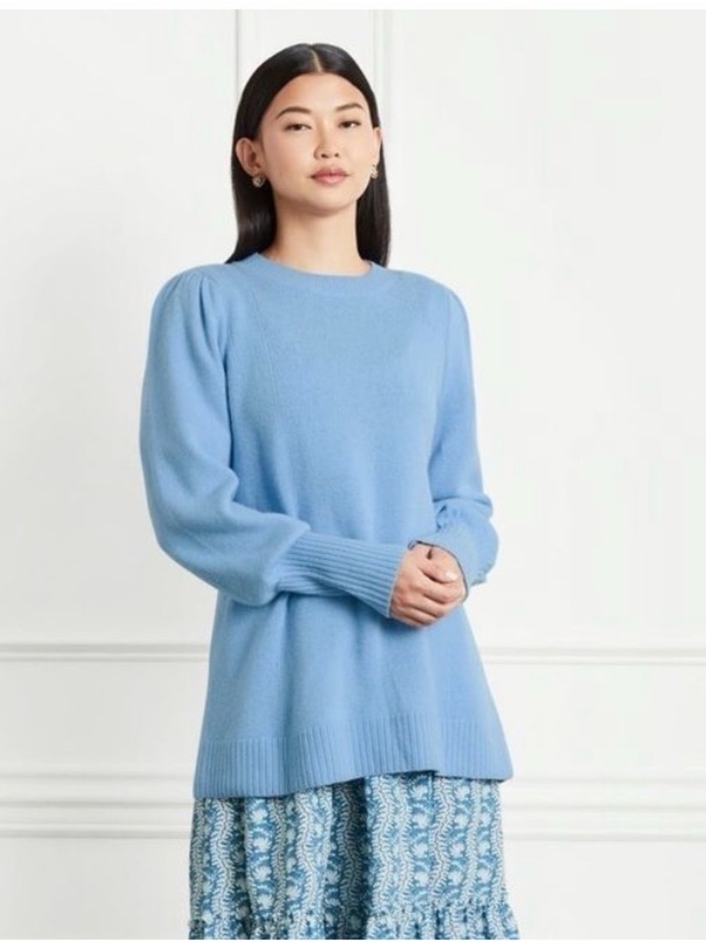 Hill House The Silvie Crewneck Puff-Sleeve Sweater in vista blue